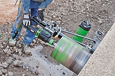 Эксплуатация станины для алмазного бурения Eibenstock BST 352 V